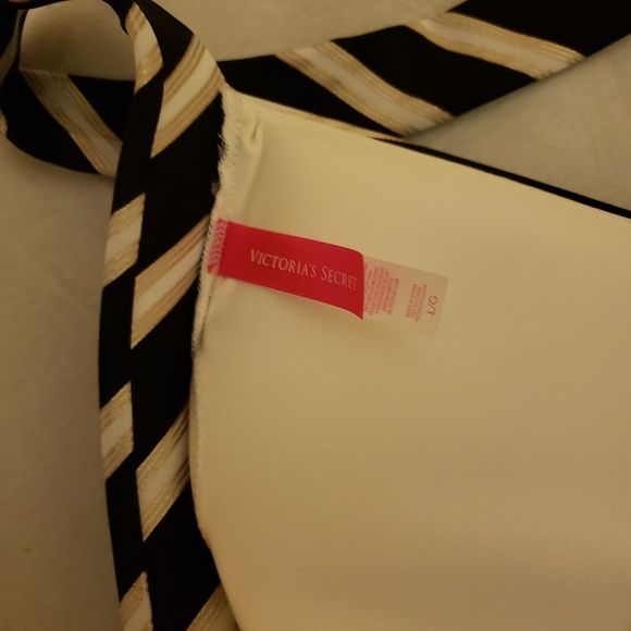 Victoria's Secret Bikini Top - Picture 2 of 2